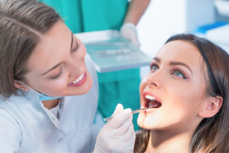 The Significance of Visiting a Dental Hygienist