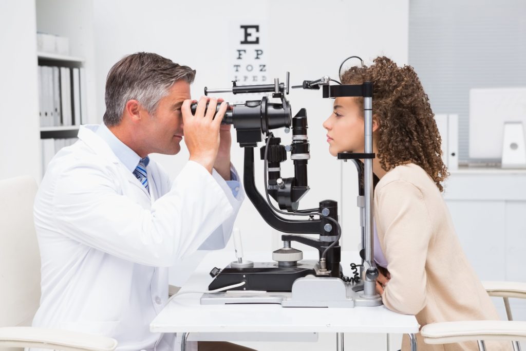 4 Benefits of Visiting an Optometrist