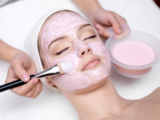 Why Should You Consider Getting Facials In 2021?