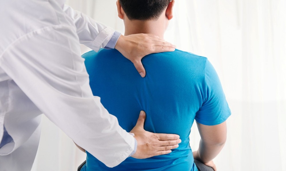 A Patient-Focused Approach to Better Posture and Pain-Free Living